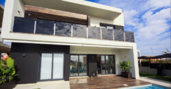Villa’s with private pool and parking space