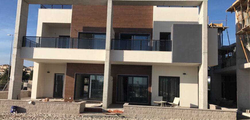 Newly build apartments – El Raso           Key Ready